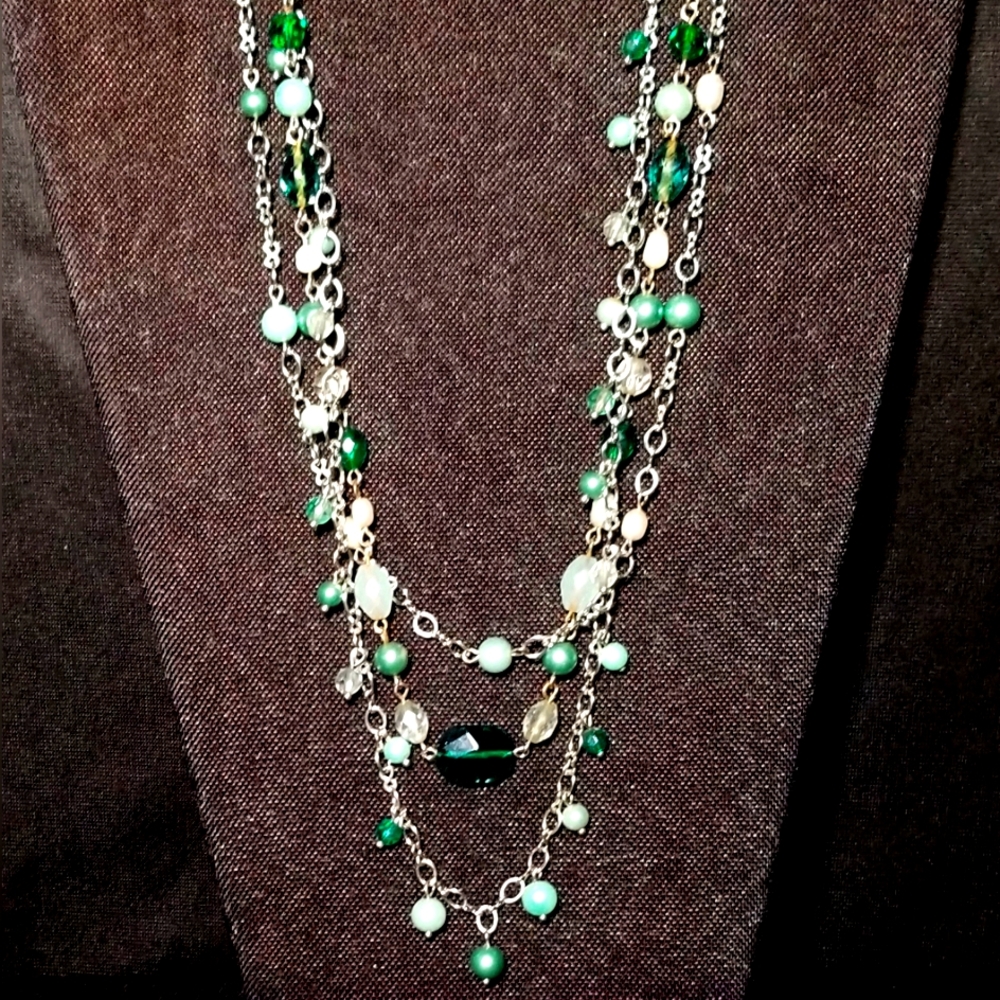 Lia Sophia "Breezeway” Genuine Freshwater Pearls, Glass & Resin Beads Ne…